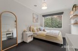 https://images.listonce.com.au/custom/160x/listings/10-berrywood-walk-warranwood-vic-3134/684/01933684_img_16.jpg?8p0KnjoICgA