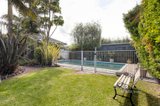 https://images.listonce.com.au/custom/160x/listings/10-bonny-street-bentleigh-east-vic-3165/292/01592292_img_11.jpg?QMEnXCZ-wKk