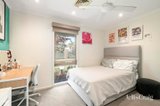 https://images.listonce.com.au/custom/160x/listings/10-bounty-court-lilydale-vic-3140/162/01836162_img_11.jpg?tN9CEEiFnvo