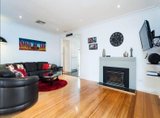 https://images.listonce.com.au/custom/160x/listings/10-bradstreet-road-mount-waverley-vic-3149/780/01977780_img_03.jpg?5KzjDiLY6p4