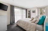 https://images.listonce.com.au/custom/160x/listings/10-brixton-avenue-eltham-north-vic-3095/609/01604609_img_10.jpg?p_3IYxJtKKs