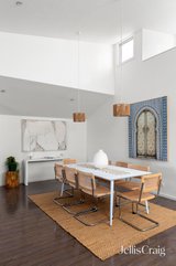 https://images.listonce.com.au/custom/160x/listings/10-cain-avenue-northcote-vic-3070/780/01935780_img_19.jpg?ypQxbfa9Wm0