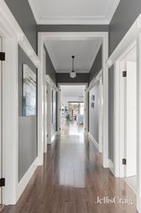 https://images.listonce.com.au/custom/160x/listings/10-cain-avenue-northcote-vic-3070/780/01935780_img_21.jpg?Bs1sXnqd7zY