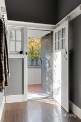 https://images.listonce.com.au/custom/160x/listings/10-cain-avenue-northcote-vic-3070/780/01935780_img_22.jpg?bKRJ3nbnf0k
