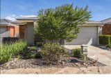 https://images.listonce.com.au/custom/160x/listings/10-canopy-way-werribee-vic-3030/577/01703577_img_04.jpg?_DW7s4N-864