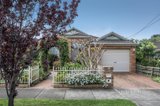 https://images.listonce.com.au/custom/160x/listings/10-carlow-street-bentleigh-east-vic-3165/617/01288617_img_01.jpg?iKXVPUdTzbc