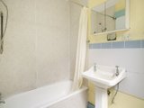 https://images.listonce.com.au/custom/160x/listings/10-castlemaine-street-yarraville-vic-3013/841/01202841_img_07.jpg?w8bJZsC2VTk