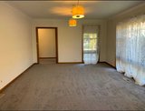 https://images.listonce.com.au/custom/160x/listings/10-chicago-street-maribyrnong-vic-3032/984/01738984_img_06.jpg?Js1bH7G_-oQ