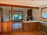 https://images.listonce.com.au/custom/160x/listings/10-chicago-street-maribyrnong-vic-3032/984/01738984_img_09.jpg?I251T-8LcRo