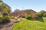 https://images.listonce.com.au/custom/160x/listings/10-coimadai-court-mornington-vic-3931/446/01808446_img_11.jpg?JAAPsbjdEfk
