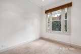 https://images.listonce.com.au/custom/160x/listings/10-cotter-street-richmond-vic-3121/125/01722125_img_09.jpg?Bv_RxQ0PT0U