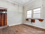 https://images.listonce.com.au/custom/160x/listings/10-crawford-street-newport-vic-3015/119/01202119_img_04.jpg?Fy6bo1rOcco