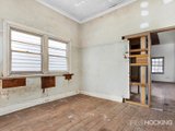 https://images.listonce.com.au/custom/160x/listings/10-crawford-street-newport-vic-3015/119/01202119_img_06.jpg?pu4qTzYiv3Y