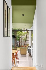 https://images.listonce.com.au/custom/160x/listings/10-crawford-street-newport-vic-3015/797/01983797_img_16.jpg?lAwGP0jZIZI