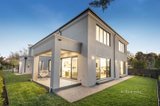 https://images.listonce.com.au/custom/160x/listings/10-crown-street-glen-waverley-vic-3150/379/01735379_img_20.jpg?5znkxYfQt5g