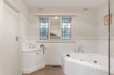 https://images.listonce.com.au/custom/160x/listings/10-culverlands-road-heathmont-vic-3135/734/01974734_img_11.jpg?1IlzLzitSMs