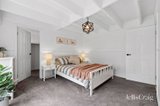 https://images.listonce.com.au/custom/160x/listings/10-dafter-road-woodend-vic-3442/564/01815564_img_13.jpg?7BJ_5Annxqc
