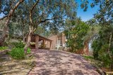 https://images.listonce.com.au/custom/160x/listings/10-dandallo-drive-eltham-vic-3095/654/01649654_img_01.jpg?ai0ms6n6Qz0