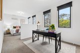 https://images.listonce.com.au/custom/160x/listings/10-deirdre-street-glen-waverley-vic-3150/810/01949810_img_11.jpg?hxcMG8eKpWo