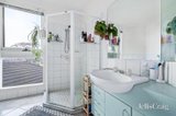 https://images.listonce.com.au/custom/160x/listings/10-dunluce-court-viewbank-vic-3084/197/01811197_img_12.jpg?WUv2ewMW90U