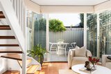 https://images.listonce.com.au/custom/160x/listings/10-durham-street-albert-park-vic-3206/755/01987755_img_06.jpg?1-G7X0TATR4
