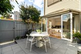 https://images.listonce.com.au/custom/160x/listings/10-durham-street-albert-park-vic-3206/755/01987755_img_07.jpg?F8NPOaH0Z6w