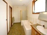 https://images.listonce.com.au/custom/160x/listings/10-east-road-vermont-south-vic-3133/971/01743971_img_06.jpg?KDIOcZ6xwhU