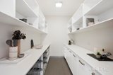 https://images.listonce.com.au/custom/160x/listings/10-emerald-rise-templestowe-vic-3106/094/01909094_img_08.jpg?9k5WgVH58UE