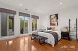 https://images.listonce.com.au/custom/160x/listings/10-emerald-rise-templestowe-vic-3106/094/01909094_img_11.jpg?NWHqmT24JRI
