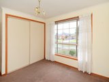 https://images.listonce.com.au/custom/160x/listings/10-enbrook-court-grovedale-vic-3216/774/01699774_img_04.jpg?3T7VeLaSogY