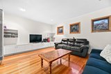https://images.listonce.com.au/custom/160x/listings/10-eriden-close-glen-waverley-vic-3150/361/01899361_img_03.jpg?uUUc8IQ3z0Y