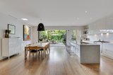 https://images.listonce.com.au/custom/160x/listings/10-errol-street-prahran-vic-3181/742/00362742_img_01.jpg?2EluX4WVGbA