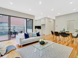 https://images.listonce.com.au/custom/160x/listings/10-eton-street-mount-waverley-vic-3149/219/00918219_img_02.jpg?DY3sCiQXuXY