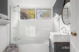 https://images.listonce.com.au/custom/160x/listings/10-fern-road-little-hampton-vic-3458/327/01910327_img_13.jpg?ShU47RgSY2I