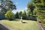 https://images.listonce.com.au/custom/160x/listings/10-garden-court-lake-gardens-vic-3355/572/01006572_img_08.jpg?hCLe7toBXFo
