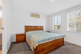 https://images.listonce.com.au/custom/160x/listings/10-gleneagles-court-rowville-vic-3178/375/01640375_img_08.jpg?oVeZ2uqqB3g