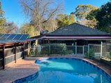 https://images.listonce.com.au/custom/160x/listings/10-glenora-avenue-croydon-vic-3136/256/01938256_img_11.jpg?0NwV13xJQ9A