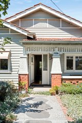 https://images.listonce.com.au/custom/160x/listings/10-gordon-street-brunswick-west-vic-3055/327/01853327_img_10.jpg?Ov7taUN0b8M
