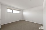 https://images.listonce.com.au/custom/160x/listings/10-gray-street-mount-martha-vic-3934/566/01947566_img_07.jpg?jvtyspt3nXY