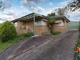 https://images.listonce.com.au/custom/160x/listings/10-greenslopes-drive-mooroolbark-vic-3138/645/01524645_img_14.jpg?Rm4G4vNNYG0