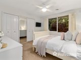 https://images.listonce.com.au/custom/160x/listings/10-greenwood-lane-mooroolbark-vic-3138/704/01525704_img_09.jpg?VHn9WByCeAw