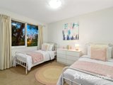 https://images.listonce.com.au/custom/160x/listings/10-greenwood-lane-mooroolbark-vic-3138/704/01525704_img_11.jpg?YczpJ_nd7JE