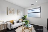 https://images.listonce.com.au/custom/160x/listings/10-hamal-street-donvale-vic-3111/980/01561980_img_07.jpg?Zjobc1j9l3s