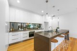 https://images.listonce.com.au/custom/160x/listings/10-hawthorn-road-blackburn-south-vic-3130/838/01099838_img_04.jpg?Zly2ySoLIY0