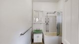 https://images.listonce.com.au/custom/160x/listings/10-henrietta-street-hawthorn-vic-3122/360/01609360_img_06.jpg?YQJyp_uQWss