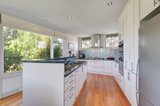 https://images.listonce.com.au/custom/160x/listings/10-highbury-road-burwood-vic-3125/156/00140156_img_02.jpg?FFxqbrrMh7o