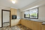 https://images.listonce.com.au/custom/160x/listings/10-highland-boulevard-ringwood-vic-3134/131/01550131_img_01.jpg?hPfbQ9fIZtk