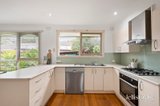 https://images.listonce.com.au/custom/160x/listings/10-highland-crescent-mooroolbark-vic-3138/471/01882471_img_10.jpg?SN7VjYSfFbs