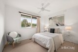 https://images.listonce.com.au/custom/160x/listings/10-highland-crescent-mooroolbark-vic-3138/471/01882471_img_13.jpg?cZgx4ZE2hh4