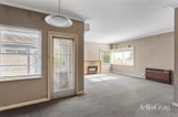 https://images.listonce.com.au/custom/160x/listings/10-hillview-road-balwyn-north-vic-3104/014/01908014_img_07.jpg?WRHQtGk3p30